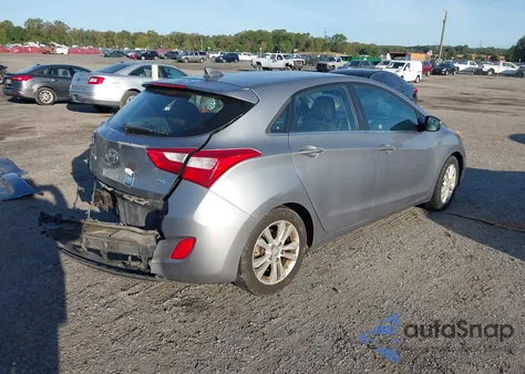 2013 Hyundai Elantra Gt z USA, uszkodzony, nr VIN KMHD35LE8DU090361